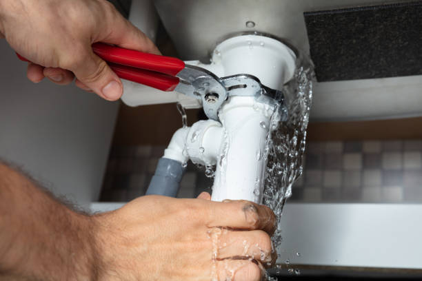 Best Carpet water damage restoration  in Clifton, TX